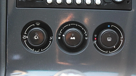 Peugeot 3008, 2011г., передний привод, механика
