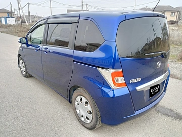 Honda Freed, 2014г., передний привод, вариатор