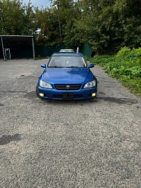Lexus IS, 1999г, задний привод, автомат