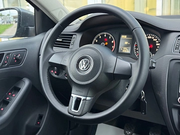 Volkswagen Jetta, 2014г., передний привод, механика