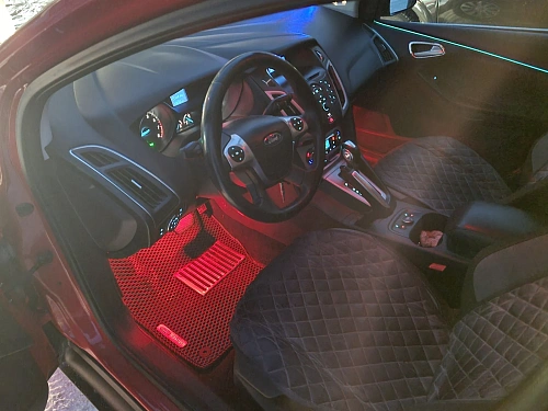 Ford Focus, 2011г, передний привод, робот