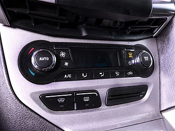 Ford Focus, 2012г., передний привод, робот