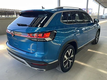 Volkswagen Tayron, 2022г., передний привод, робот