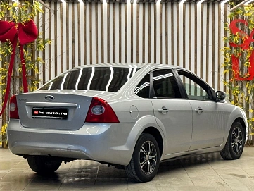 Ford Focus, 2010г, передний привод, механика