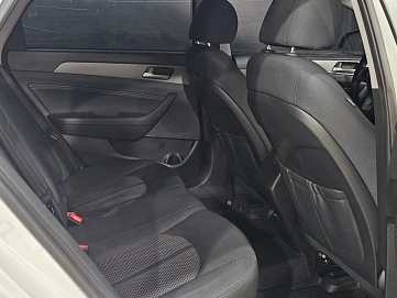 Hyundai Sonata, 2018г., передний привод, автомат