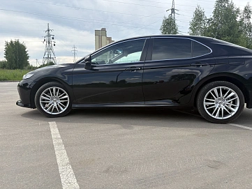 Toyota Camry, 2020г., передний привод, автомат