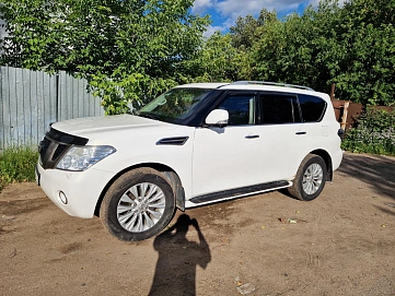 Nissan Patrol, 2011г, полный привод, автомат