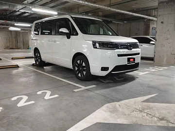 Honda Stepwgn, 2022г., полный привод, вариатор