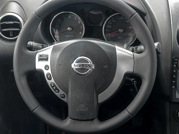 Nissan Qashqai, 2008г., передний привод, механика