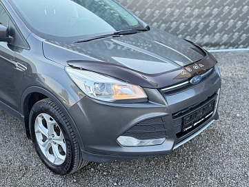 Ford Kuga, 2015г., передний привод, автомат