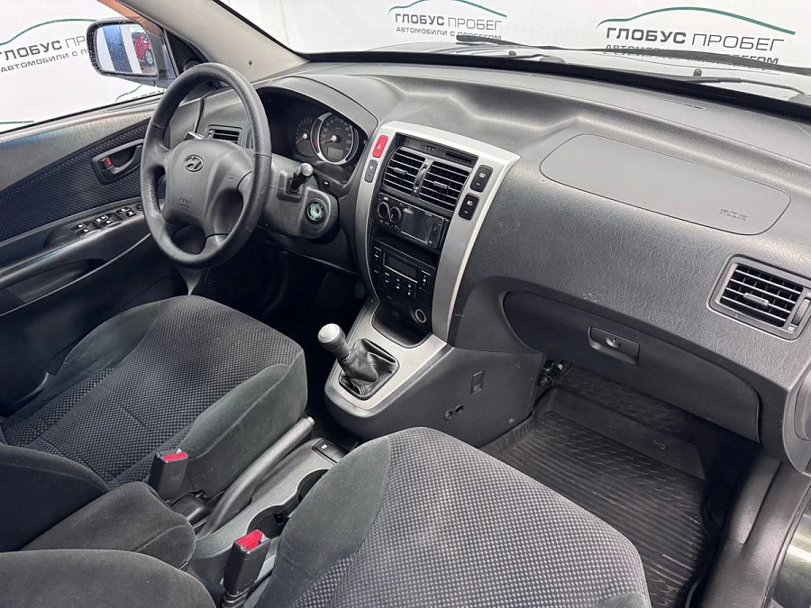 Hyundai Tucson, 2006г., полный привод, механика