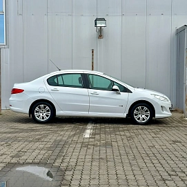 Peugeot 408, 2014г., передний привод, автомат