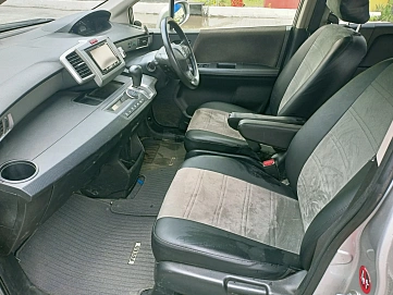 Honda Freed, 2012г., передний привод, вариатор