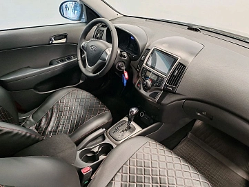 Hyundai i30, 2011г., передний привод, автомат