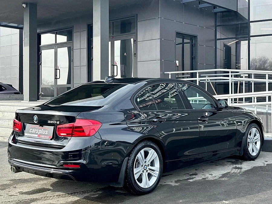 BMW 3 серии, 2018г., задний привод, автомат