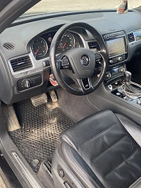 Volkswagen Touareg, 2016г., полный привод, автомат