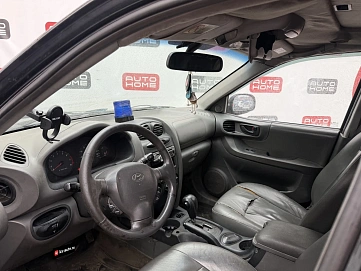 Hyundai Santa Fe, 2000г., передний привод, автомат