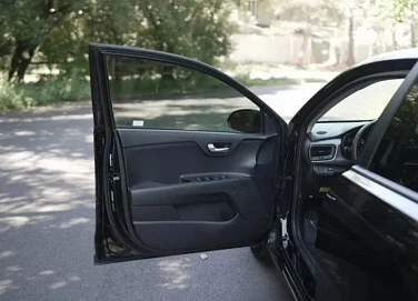 Kia Rio, 2023г., передний привод, автомат