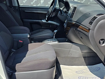 Hyundai Santa Fe, 2011г., полный привод, автомат