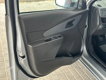 Chevrolet Cobalt, 2013г., передний привод, механика