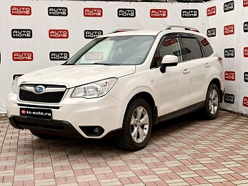 Subaru Forester, 2015г., передний привод, вариатор
