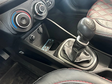Kia Rio, 2012г., передний привод, механика