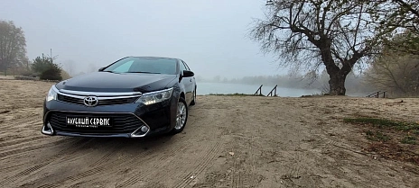 Toyota Camry, 2015г., передний привод, автомат