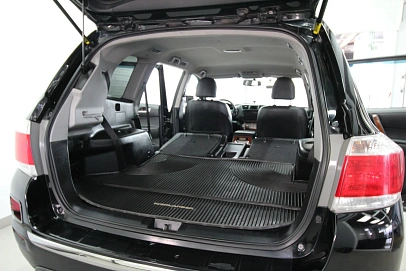 Toyota Highlander, 2011г., полный привод, автомат