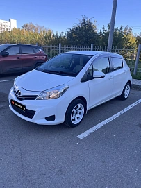 Toyota Vitz, 2012г., передний привод, вариатор