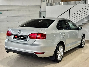 Volkswagen Jetta, 2014г., передний привод, автомат