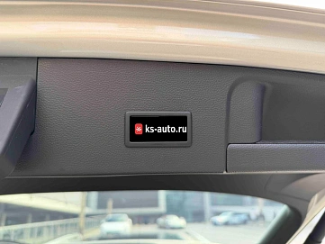 Volkswagen Tiguan, 2022г., передний привод, робот