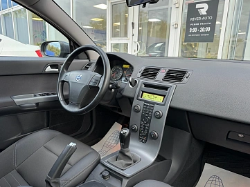 Volvo S40, 2007г., передний привод, механика
