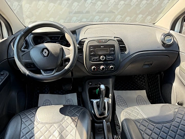 Renault Kaptur, 2018г., передний привод, вариатор