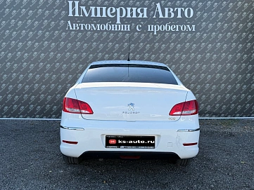 Peugeot 408, 2013г., передний привод, механика