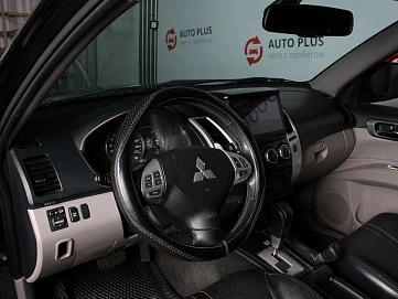 Mitsubishi Pajero Sport, 2015г., полный привод, автомат
