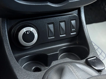 Renault Duster, 2015г., полный привод, механика