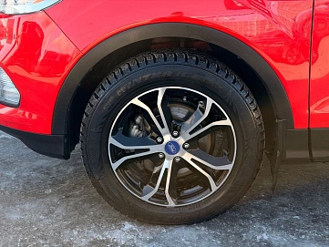 Ford Kuga, 2017г., передний привод, автомат