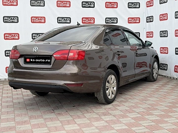 Volkswagen Jetta, 2012г., передний привод, автомат