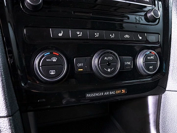 Volkswagen Passat, 2021г., передний привод, робот