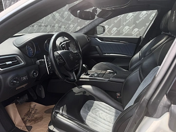 Maserati Ghibli, 2016г., полный привод, автомат