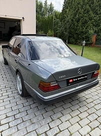 Mercedes-Benz W124, 1993г., задний привод, автомат