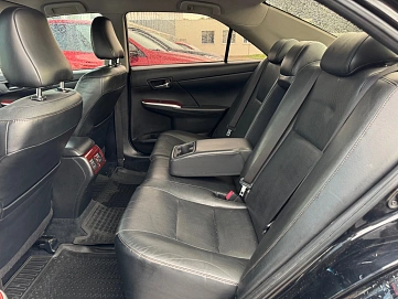Toyota Camry, 2012г., передний привод, автомат