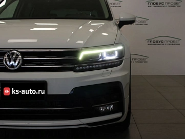 Volkswagen Tiguan, 2019г., полный привод, автомат