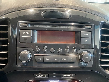 Nissan Juke, 2011г., передний привод, вариатор