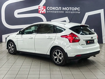 Ford Focus, 2012г., передний привод, робот