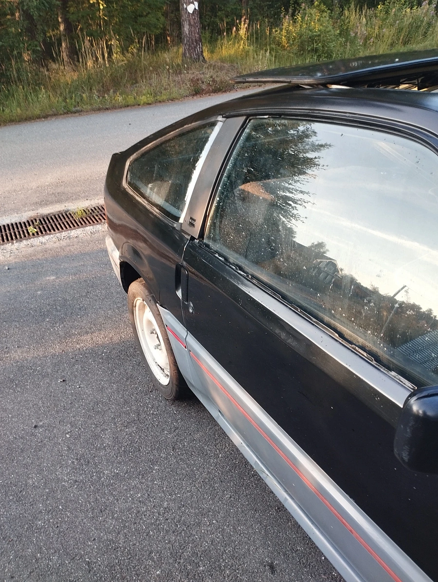 Honda CR-X, 1985г., передний привод, механика