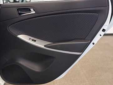 Hyundai Solaris, 2013г., передний привод, автомат