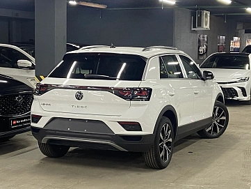 Volkswagen T-Roc, 2026г., передний привод, робот
