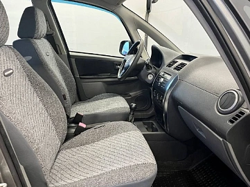 Suzuki SX4, 2008г., полный привод, механика