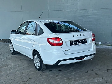 Lada (ВАЗ) Granta, 2021г., передний привод, механика